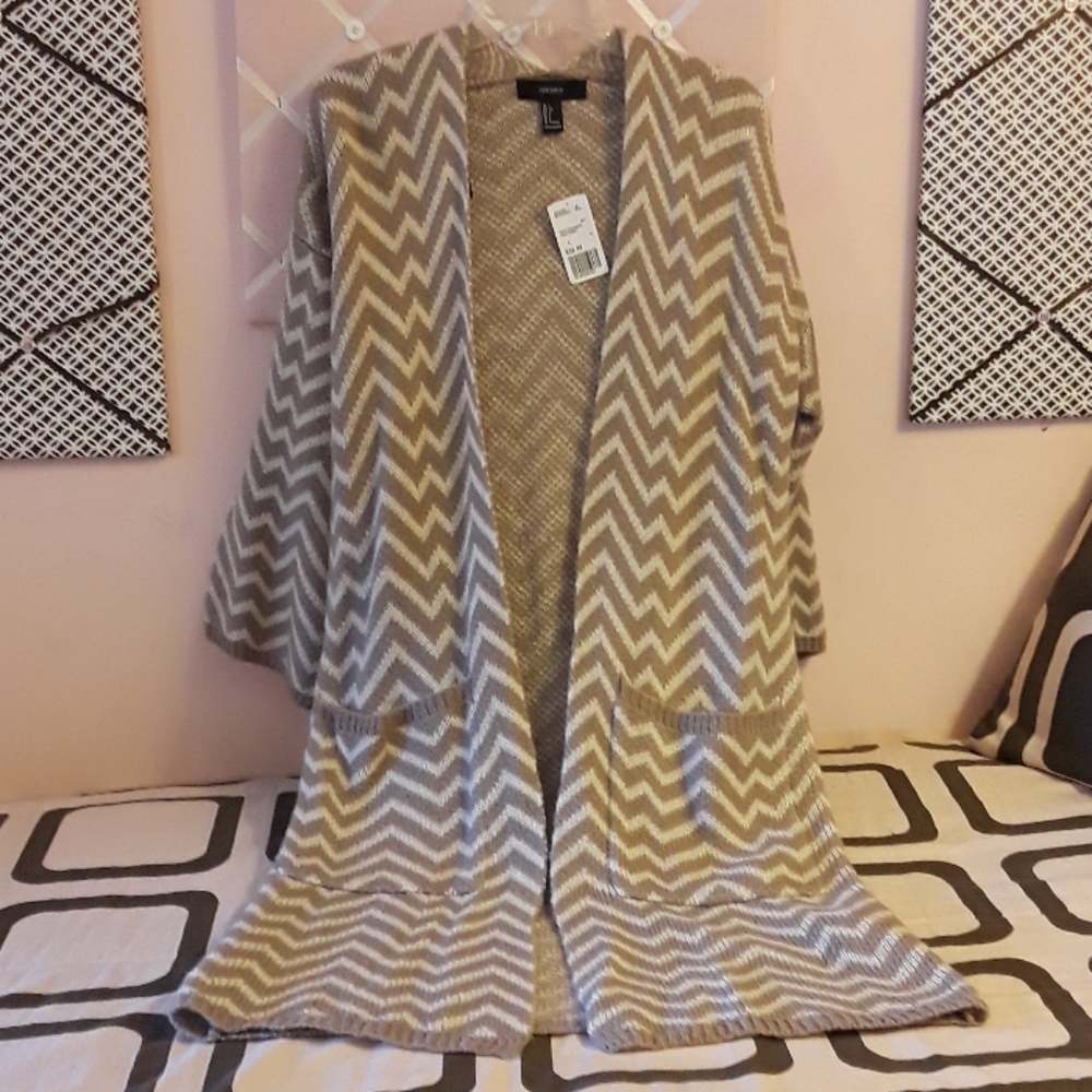 Forever 21 Womens Long Sweater Size Large